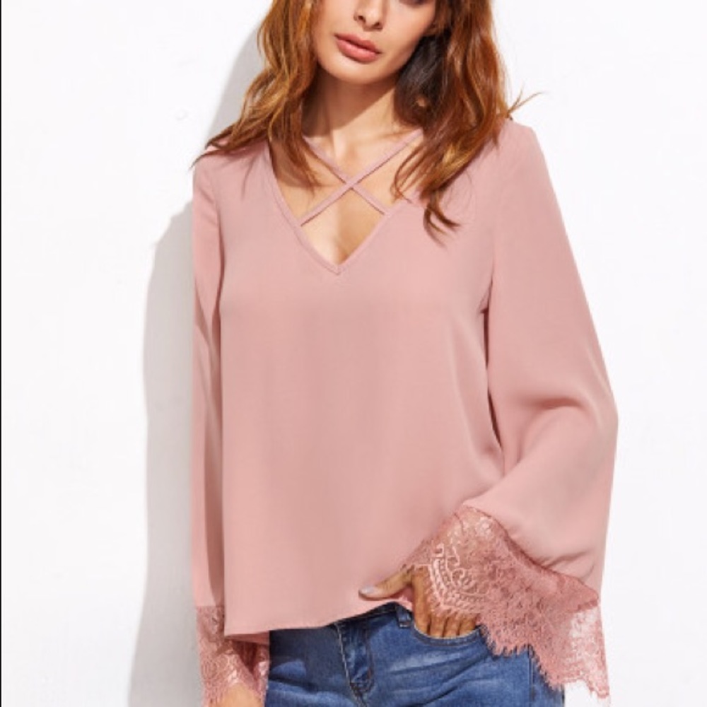 🆕CrissCross Eyelash Lace Trim Blouse
